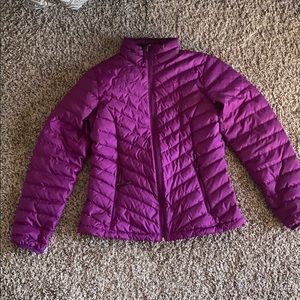 NWOT Mountain Hardware women’s down jacket